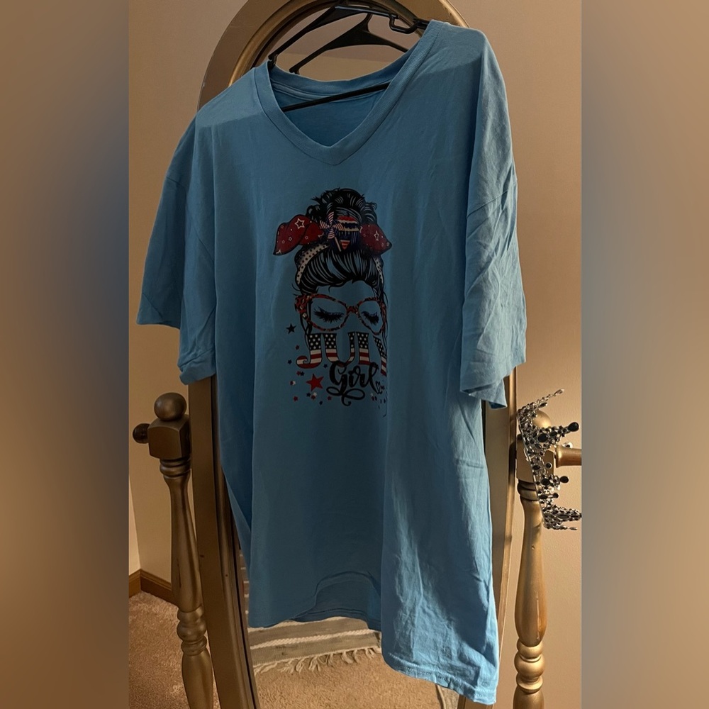 Women’s Blue Short Sleeve Tee with Graphic Design “July Girl”